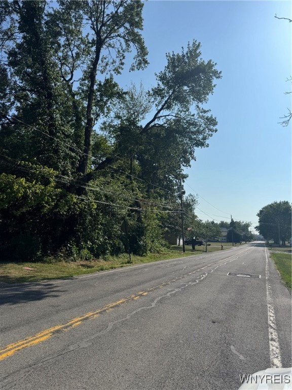 Laur Road Niagara Falls, NY 14304 - Photo 6 of 6 street view