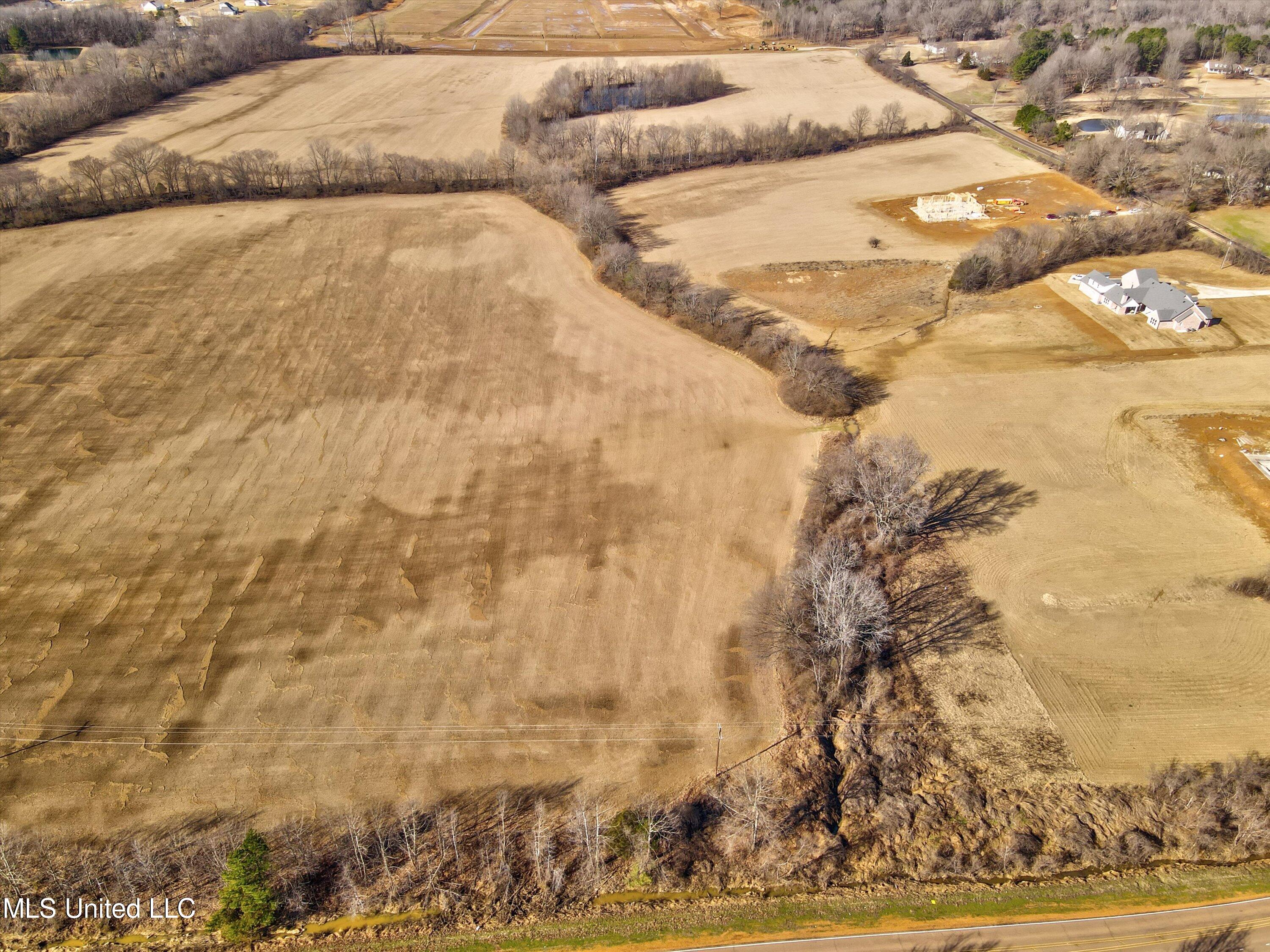 5159 Getwell Road South Hernando, MS 38632 - Photo 2 of 5 07-DJI_0100_1_2