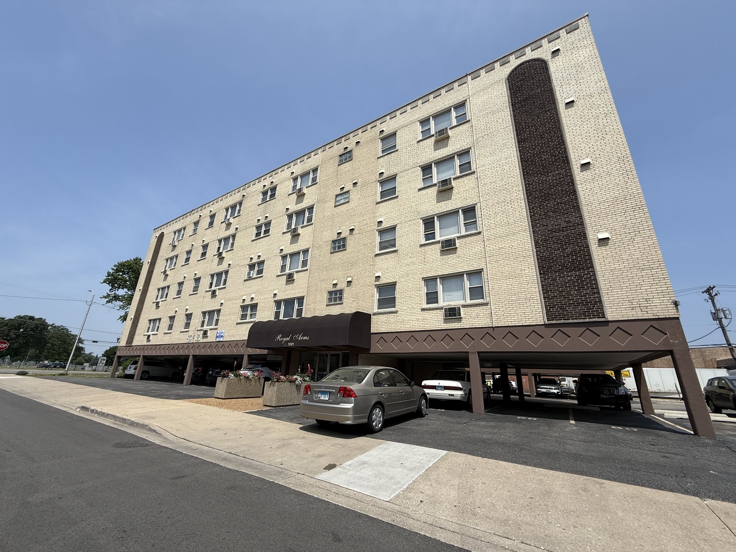 3001 Thatcher Avenue, Unit 5D River Grove, IL 60171 - Photo 1 of 11