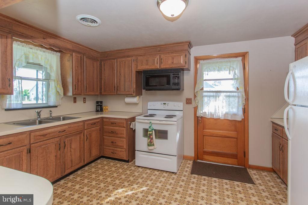 3766 Orrstown Road Orrstown, PA 17244 - Photo 11 of 51 Gallery Image 11