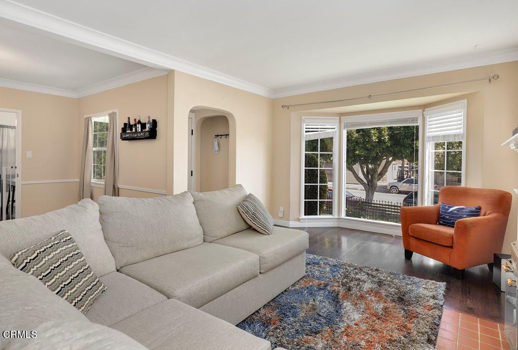 4035 Verdugo Road Los Angeles, CA 90065 - Photo 3 of 28 09