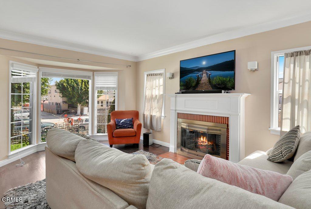 4035 Verdugo Road Los Angeles, CA 90065 - Photo 5 of 28 08