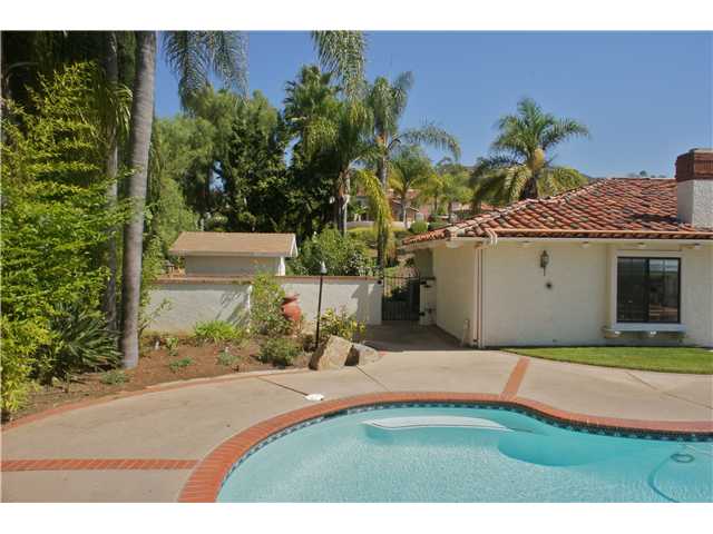 1720 Kings Road Vista, CA 92084 - Photo 9 of 25