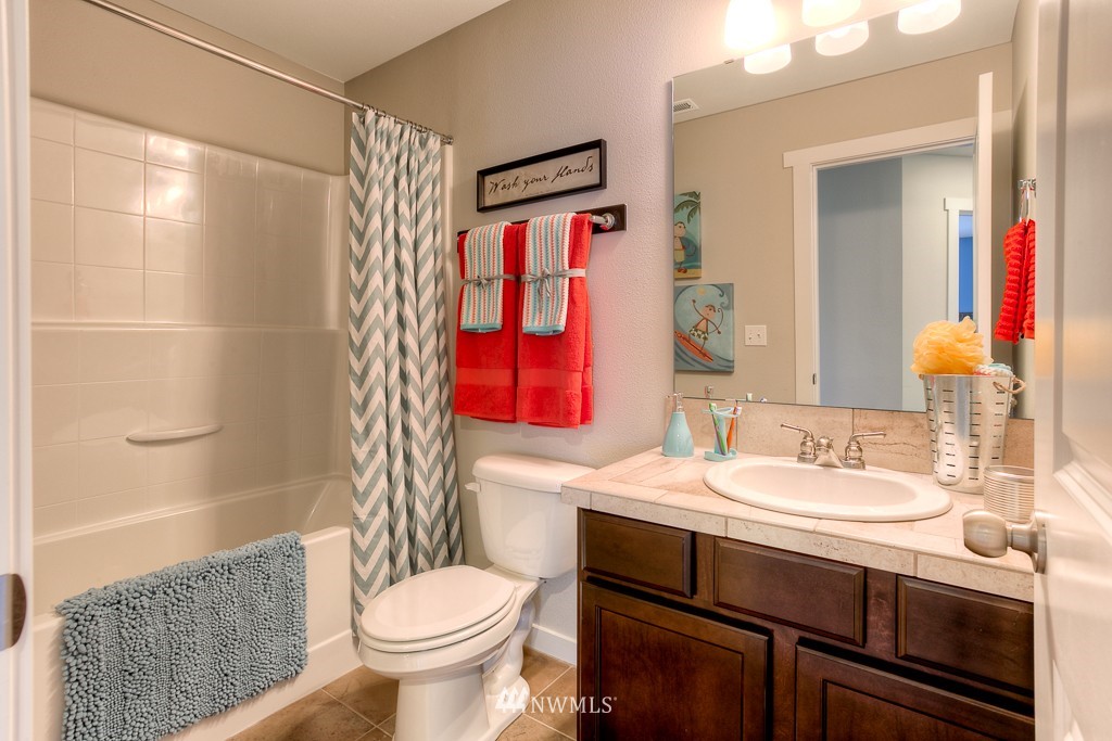 16919 1st Avenue West, Unit 19 Bothell, WA 98012 - Photo 13 of 17 Gallery Image 13