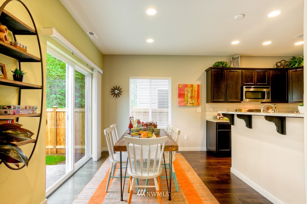 16919 1st Avenue West, Unit 19 Bothell, WA 98012 - Photo 6 of 17 Gallery Image 6