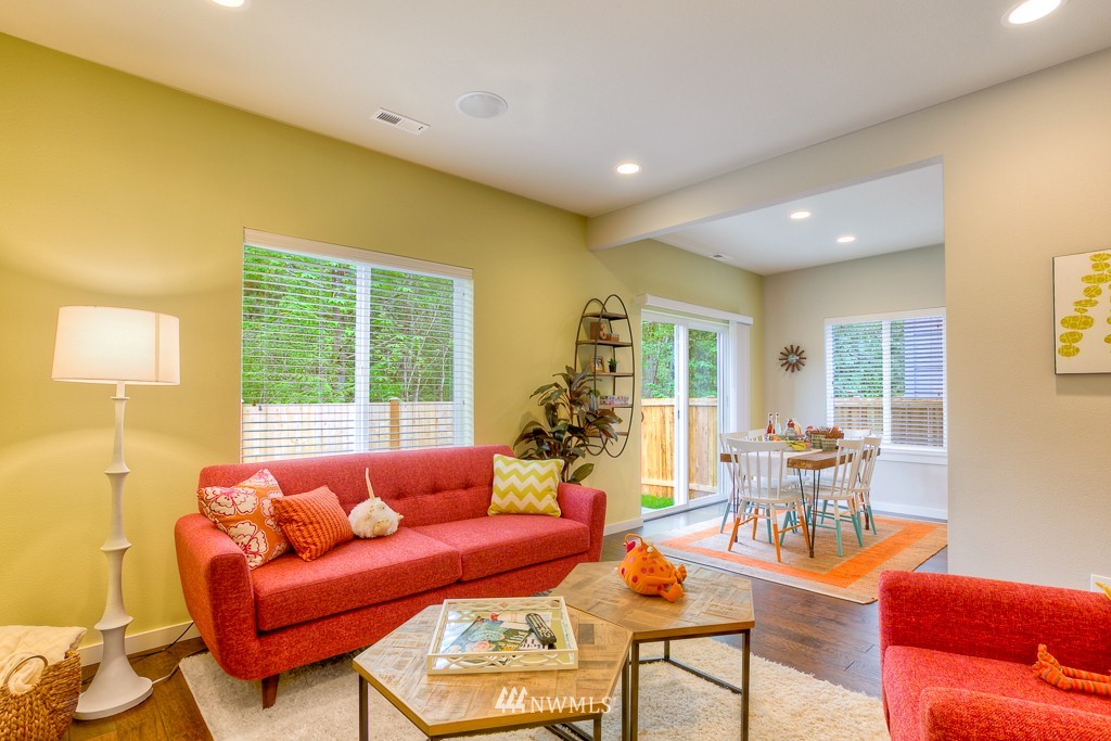16919 1st Avenue West, Unit 19 Bothell, WA 98012 - Photo 7 of 17 Gallery Image 7