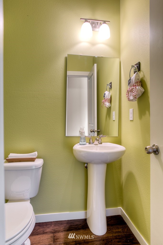 16919 1st Avenue West, Unit 19 Bothell, WA 98012 - Photo 10 of 17 Gallery Image 10