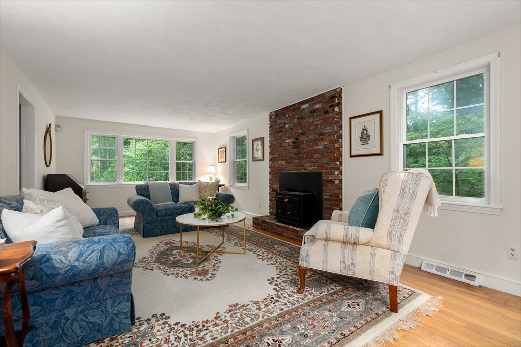 237 Peakham Road Sudbury, MA 01776 - Photo 3 of 29