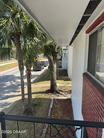 a view of outdoor space