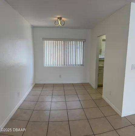 $1,200 | 305 Ridge Boulevard, Unit 2110, South Daytona, FL 32119