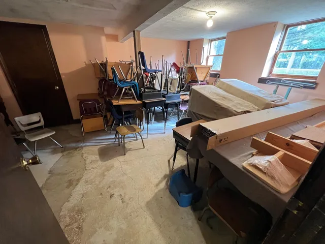 $124,900 | 152 Amsden Road, Corinna, ME 04928