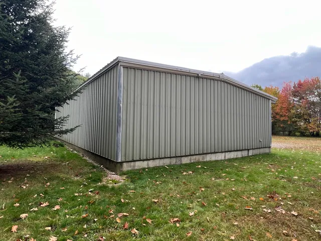 $124,900 | 152 Amsden Road, Corinna, ME 04928