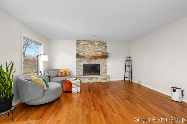 $415,000 | 4372 Hunsberger Avenue Northeast, Grand Rapids, MI 49525