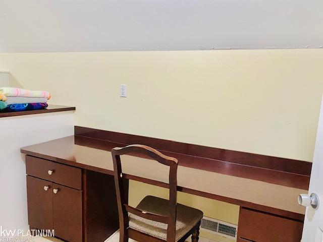 8460 Clinton River Road Sterling Heights, MI 48314 - Photo 26 of 50 50101117-25.JPG