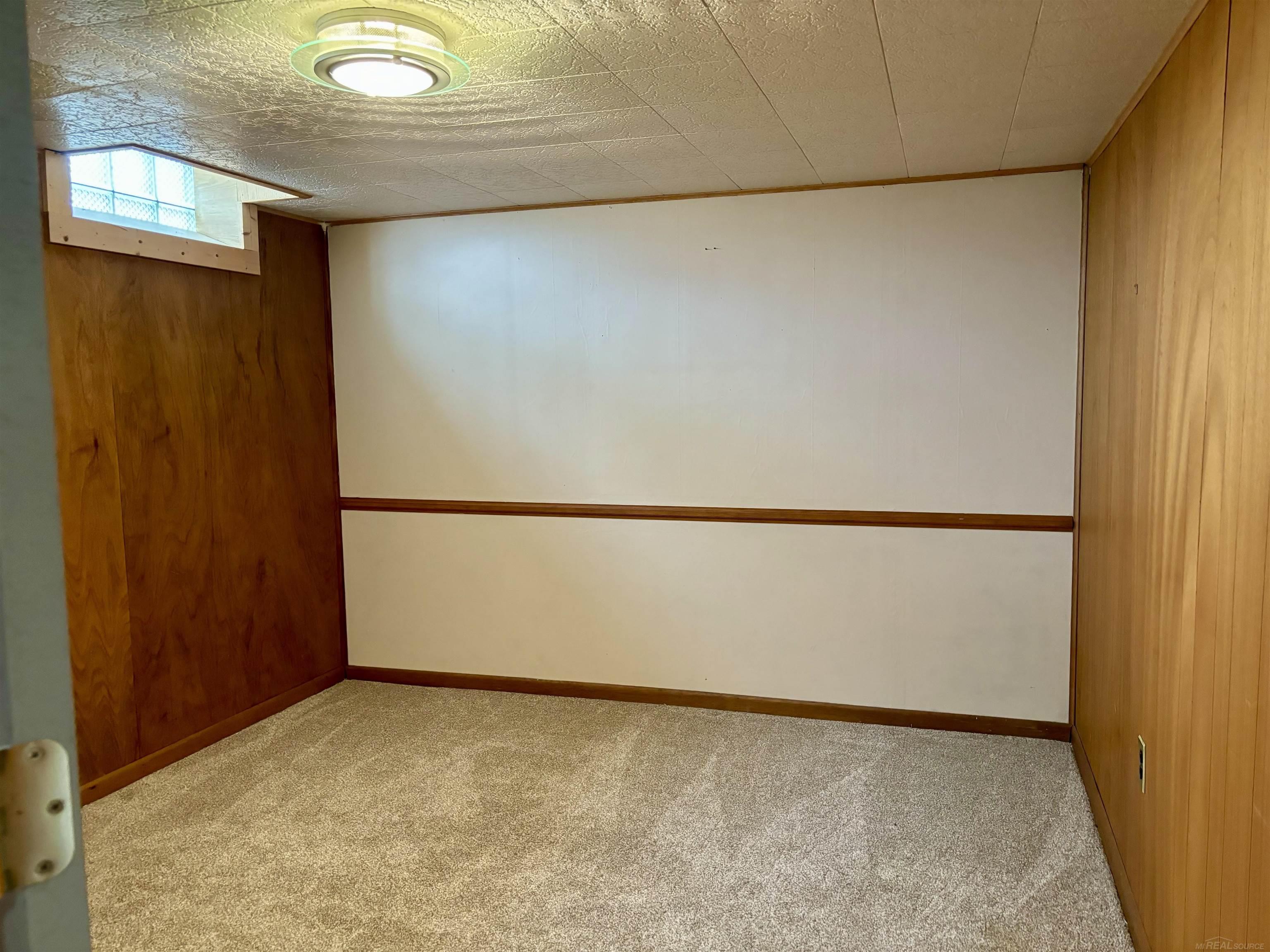 18043 Winsome Road Fraser, MI 48026 - Photo 18 of 32 Basement bonus room