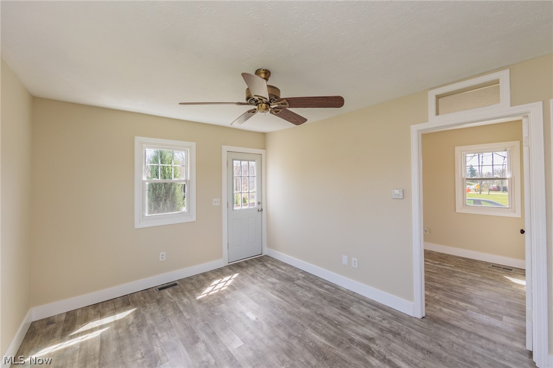 4510 Nettleton Road Medina, OH 44256 - Photo 7 of 27 View 2 of the Living Room