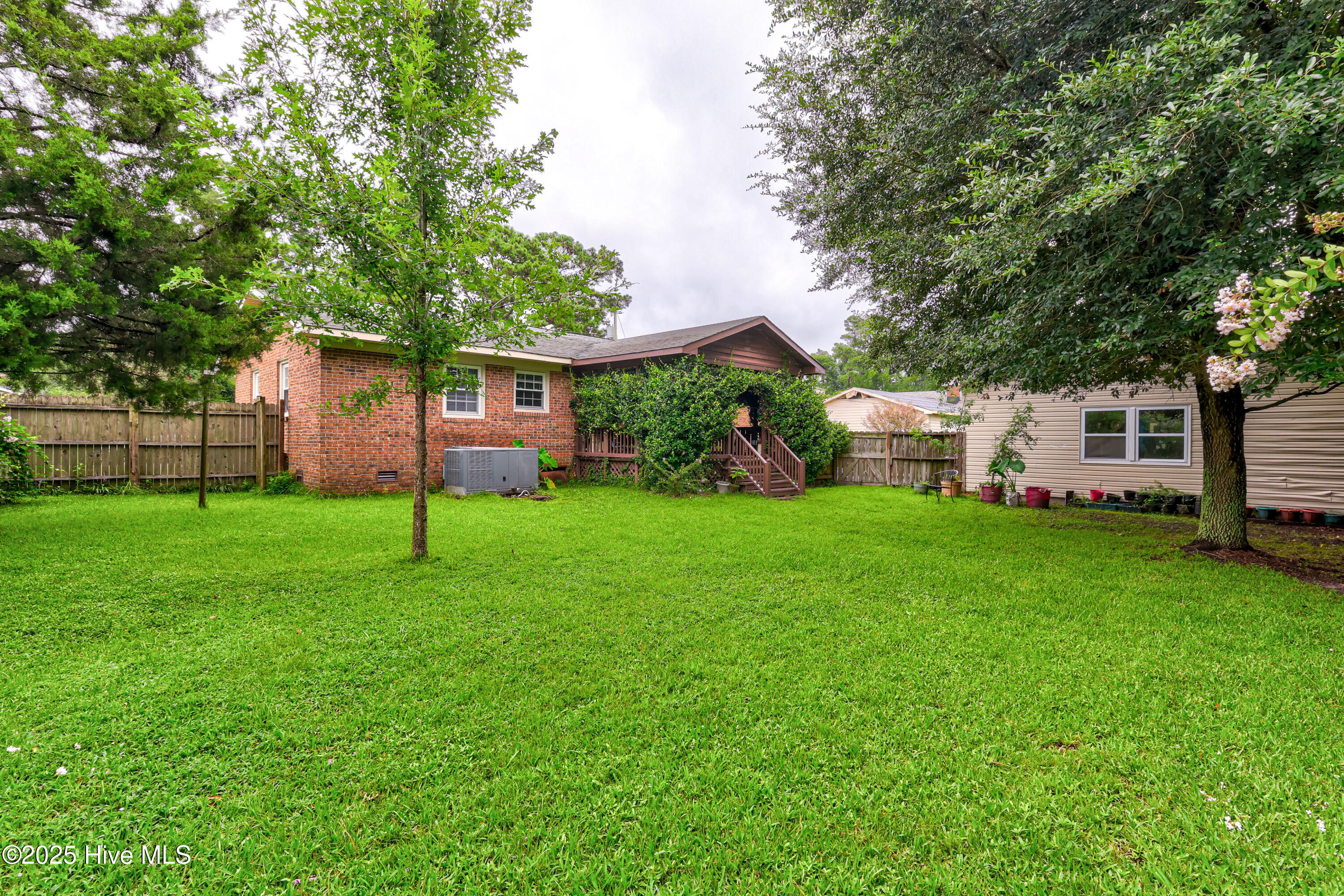 4418 Dewberry Road Wilmington, NC 28405 - Photo 32 of 37 4418 Dewberry Rd-print-034-017-Back of H