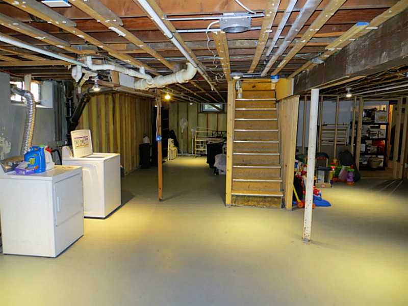 52 Deerfield Road Cranston, RI 02920 - Photo 14 of 17 Cellar or Basement.