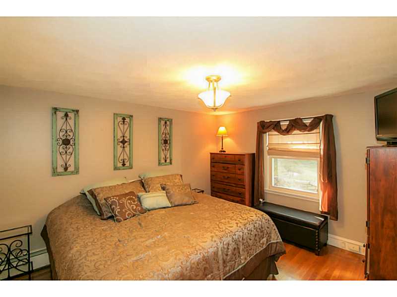 52 Deerfield Road Cranston, RI 02920 - Photo 10 of 17 Master Bedroom.
