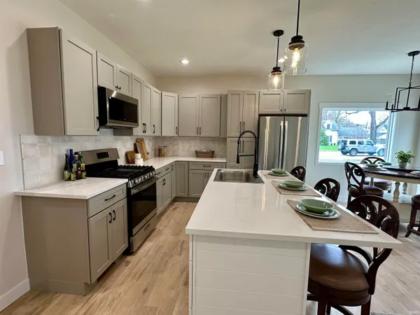 $2,100 | 115 East Vine Street, Delphi, IN 46923