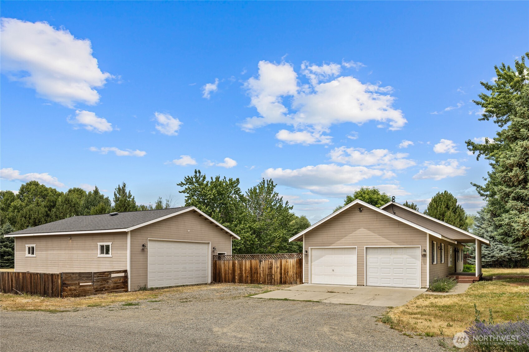 611 East Kyllo Road Ellensburg, WA 98926 - Photo 2 of 39