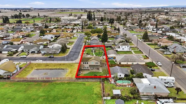 $889,500 | 2117 Vincent Avenue, Hughson, CA 95326