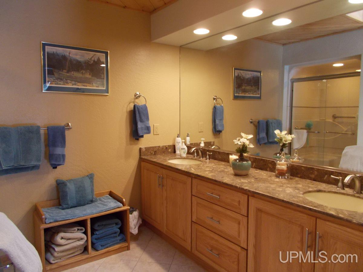 716 West Gulliver Lake Road Gulliver, MI 49840 - Photo 22 of 27