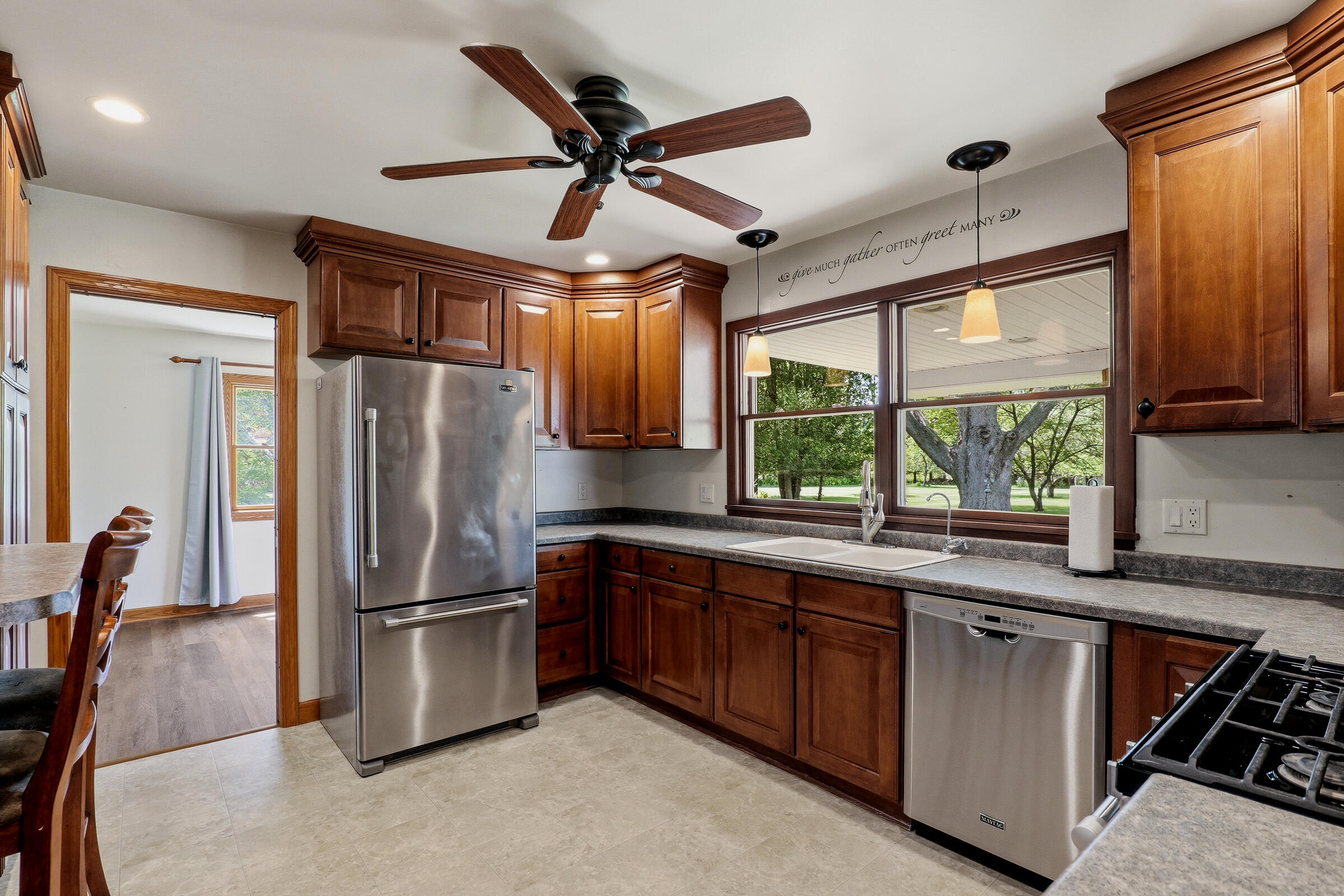 4528 Lakeshore Road Sheboygan, WI 53083 - Photo 13 of 54 4528Lakeshore-13