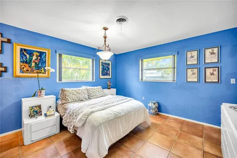 $1,150,000 | 8701 Southwest 87th Court, Miami, FL 33173