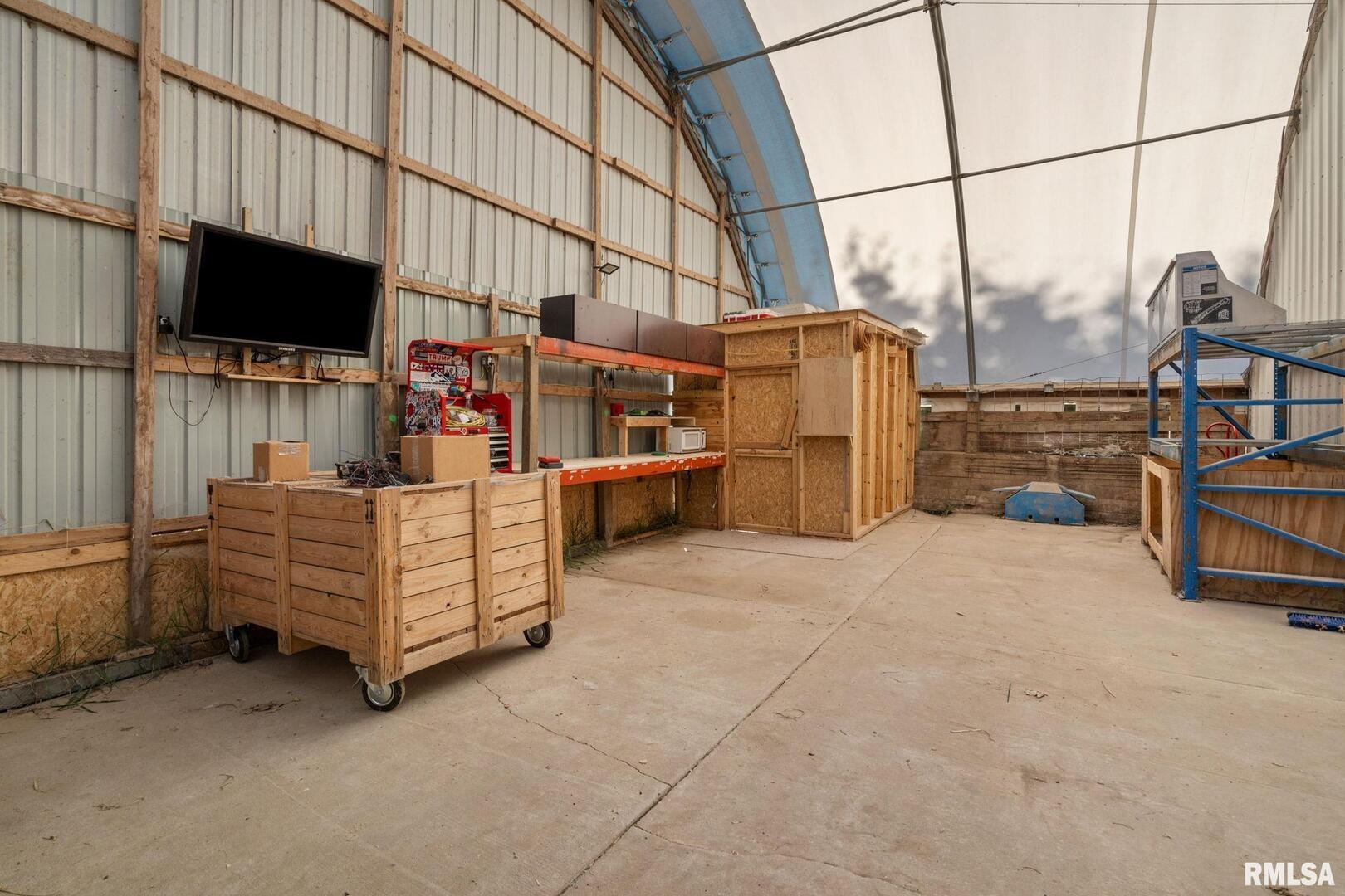 1324 13th Avenue North Clinton, IA 52732 - Photo 37 of 52