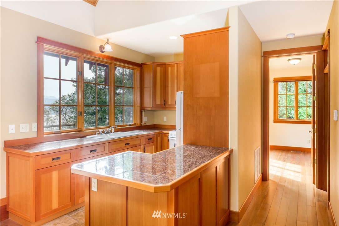 5042 Cape George Road Port Townsend, WA 98368 - Photo 13 of 33 Gallery Image 13