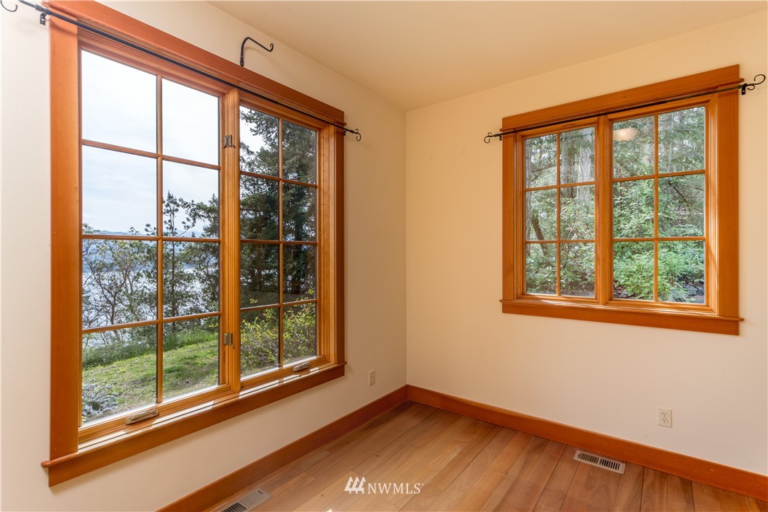 5042 Cape George Road Port Townsend, WA 98368 - Photo 14 of 33 Gallery Image 14