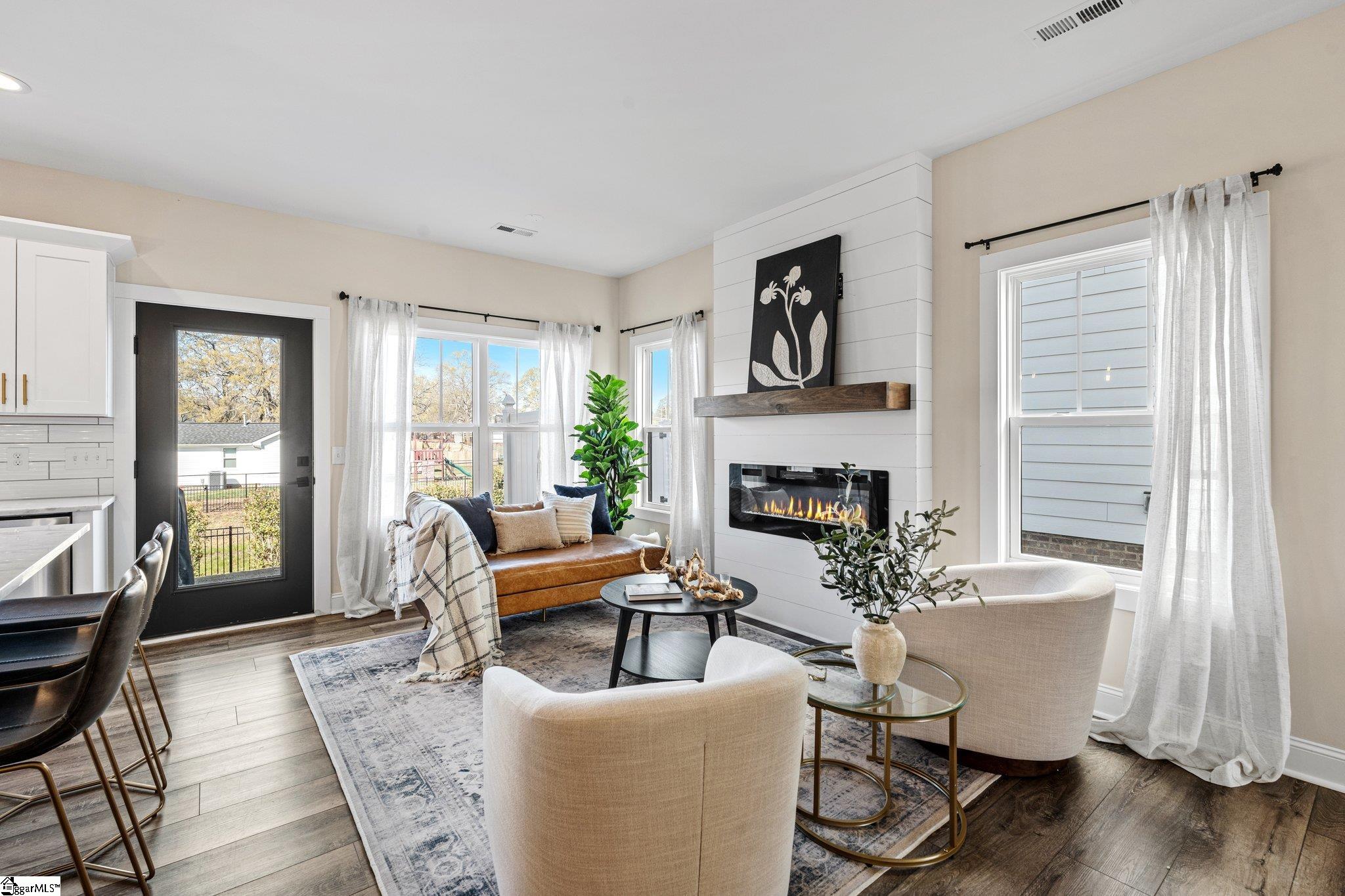 130 Park Avenue Greer, SC 29651 - Photo 10 of 31