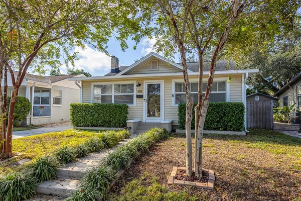 $2,700 | 108 West Alva Street, Tampa, FL 33603