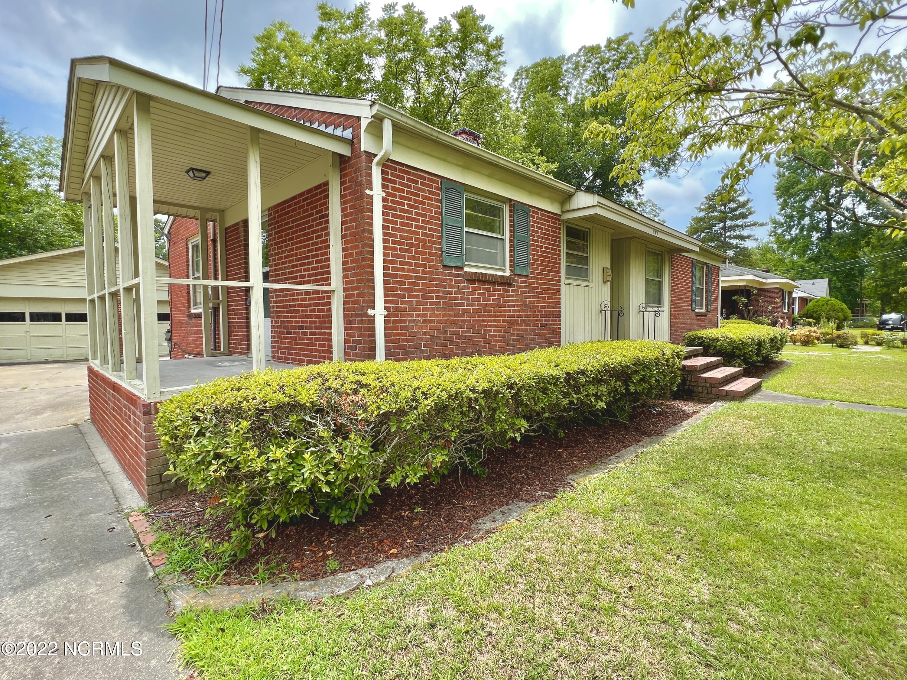 616 Meriwether Lane Kinston, NC 28501 - Photo 14 of 37 C835910C-6EE1-4611-ACD8-9AFD73E44EA9