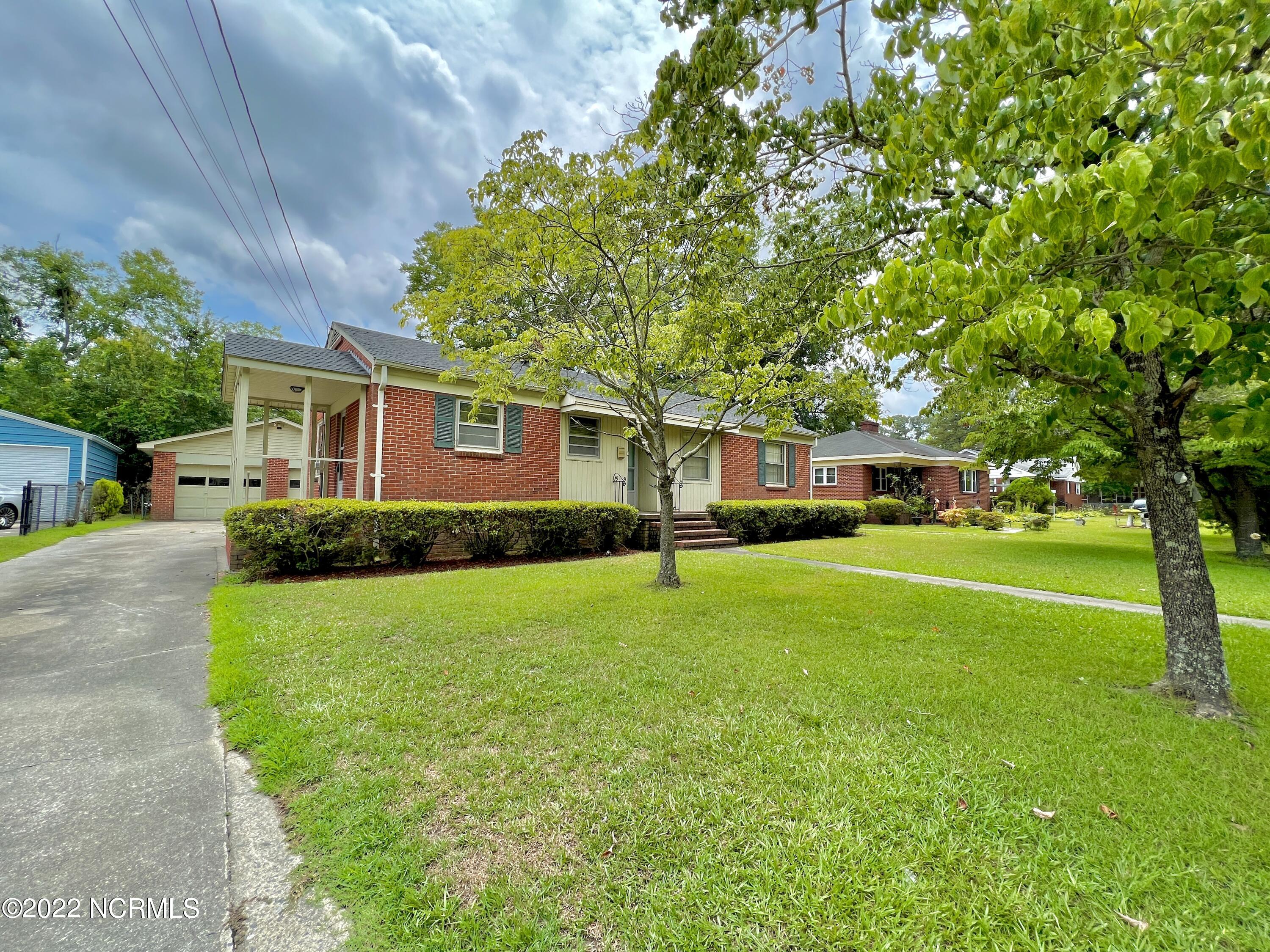 616 Meriwether Lane Kinston, NC 28501 - Photo 3 of 37 07119C14-8A53-402C-B608-379D8DEB3388
