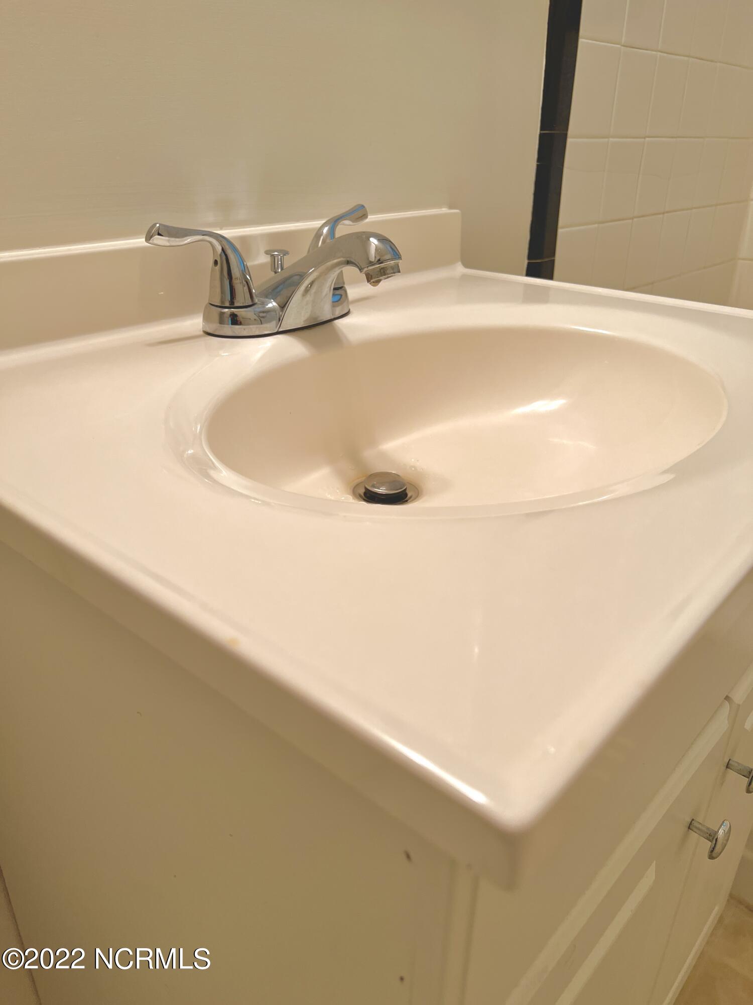 616 Meriwether Lane Kinston, NC 28501 - Photo 35 of 37 DF5C9858-FB0F-4DC9-8380-40909E6343EF