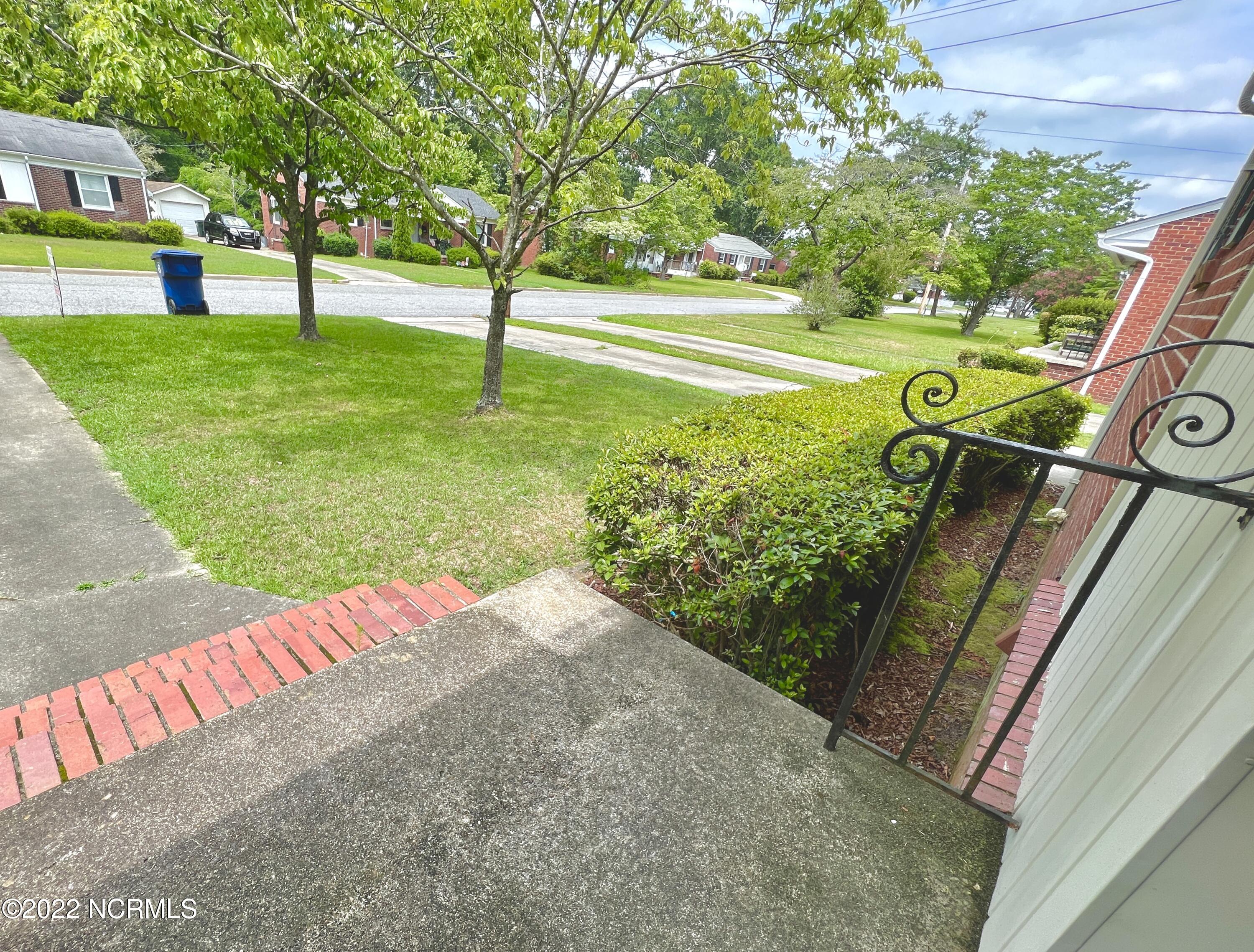 616 Meriwether Lane Kinston, NC 28501 - Photo 7 of 37 4D81E293-0807-441D-9DE4-D938A8D424D1