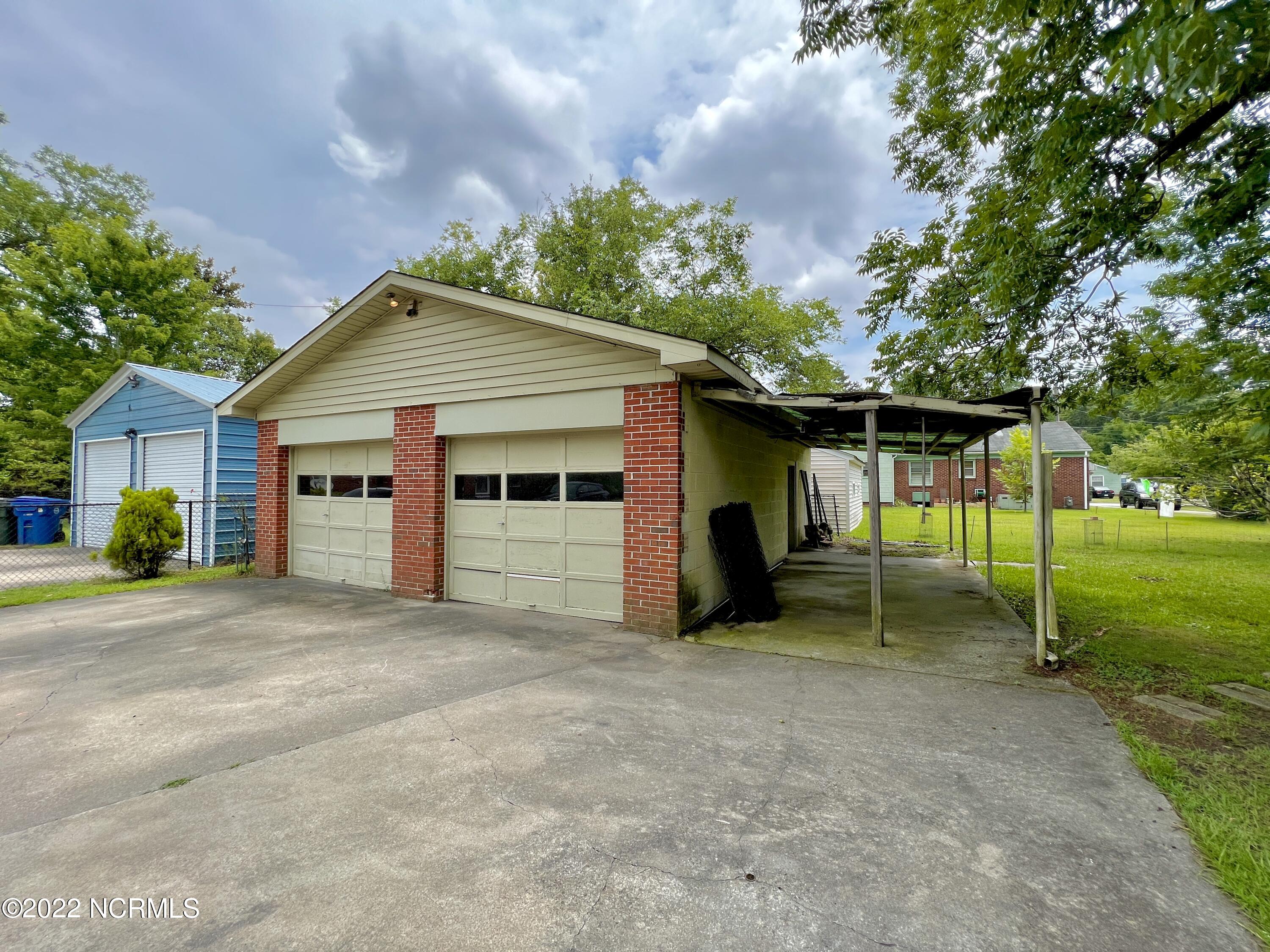 616 Meriwether Lane Kinston, NC 28501 - Photo 8 of 37 9A150FFE-F88B-4C9B-84D9-5BDD37AE2A5C