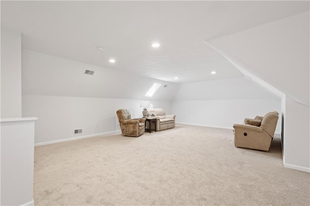 3012 East Ridge Drive Gibsonia, PA 15044 - Photo 31 of 50 a large room with furniture