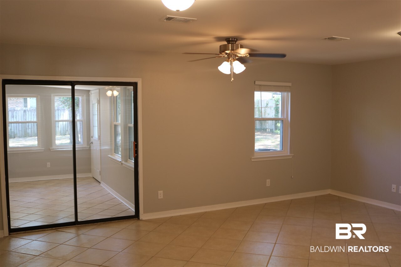158 Ridgewood Drive Daphne, AL 36526 - Photo 26 of 47