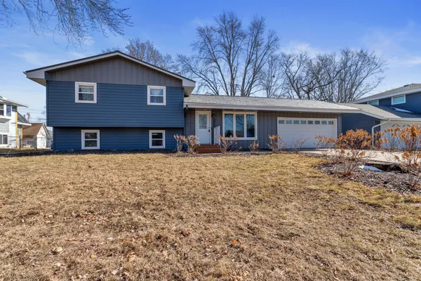 $349,900 | 14790 Camero Lane, Rosemount, MN 55068