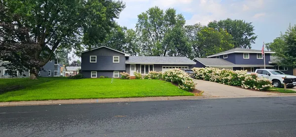 $349,900 | 14790 Camero Lane, Rosemount, MN 55068