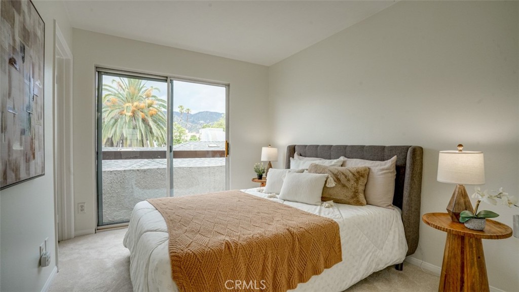 305 East Valencia Avenue, Unit R Burbank, CA 91502 - Photo 15 of 21