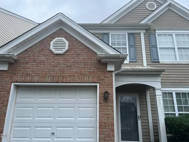 a view of an outdoor space