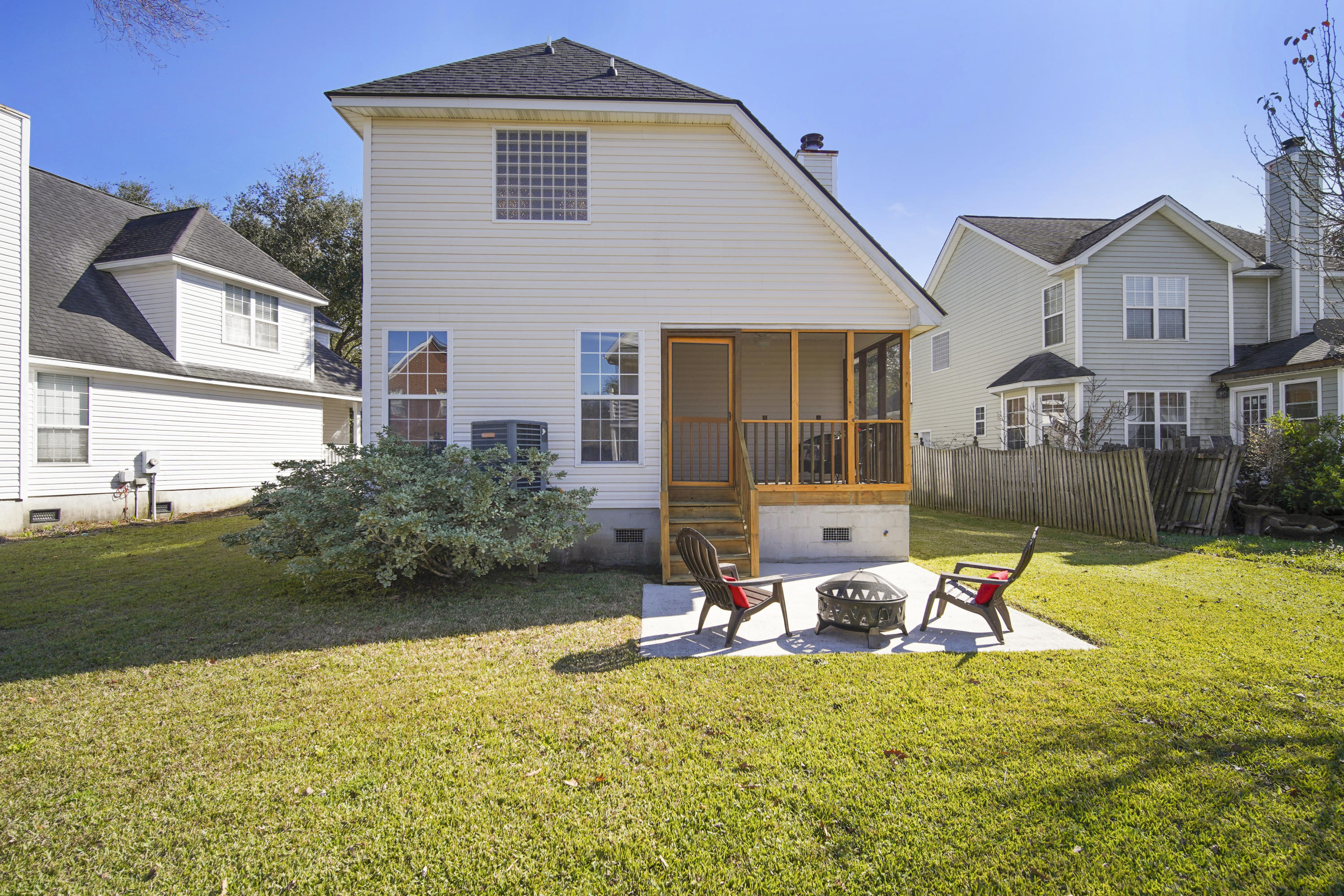 782 Shell Sand Road Charleston, SC 29412 - Photo 19 of 20 Exterior-Back Elevation-DSC08896