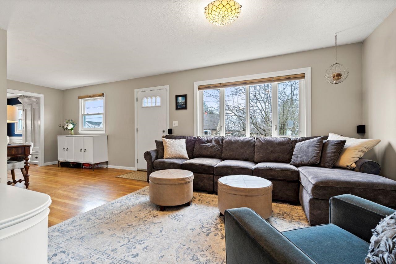 16 Applevale Drive Dover, NH 03820 - Photo 12 of 36