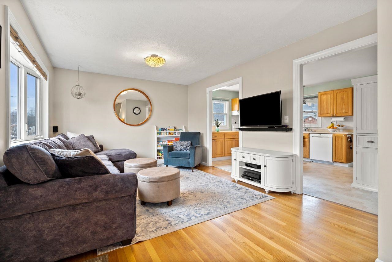 16 Applevale Drive Dover, NH 03820 - Photo 9 of 36