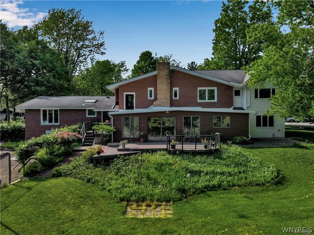 9325 Hunting Valley Road North Clarence, NY 14031 - Photo 3 of 36