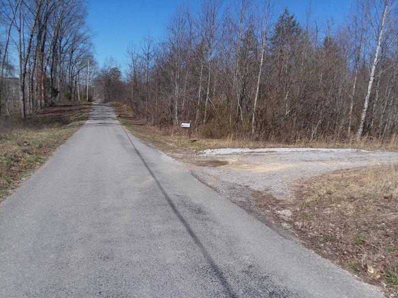 306 Brewer Road Pikeville, TN 37367 - Photo 2 of 23 20200309172423684317000000-o